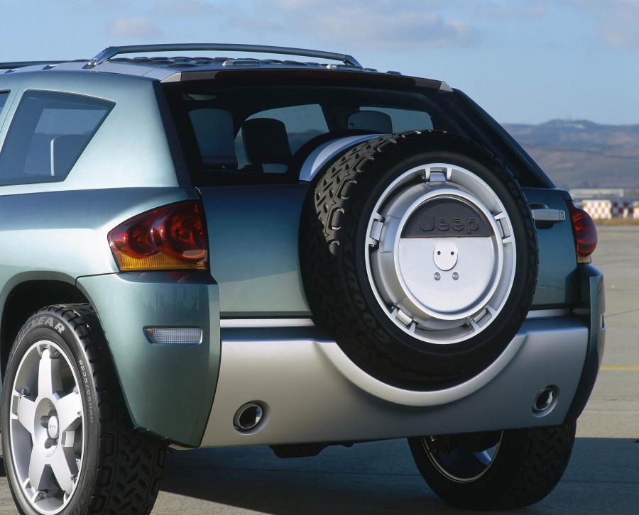  Jeep Compass Concept 2002 года  (фото 20 из 50)